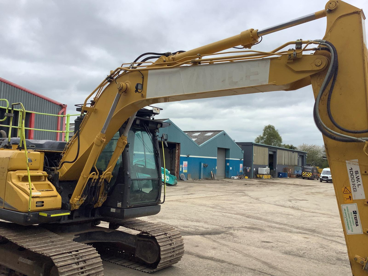 KOBELCO SK130LC-11 - Pelle sur chenille: photos 5 KOBELCO SK130LC-11 - Pelle sur chenille: photos 5