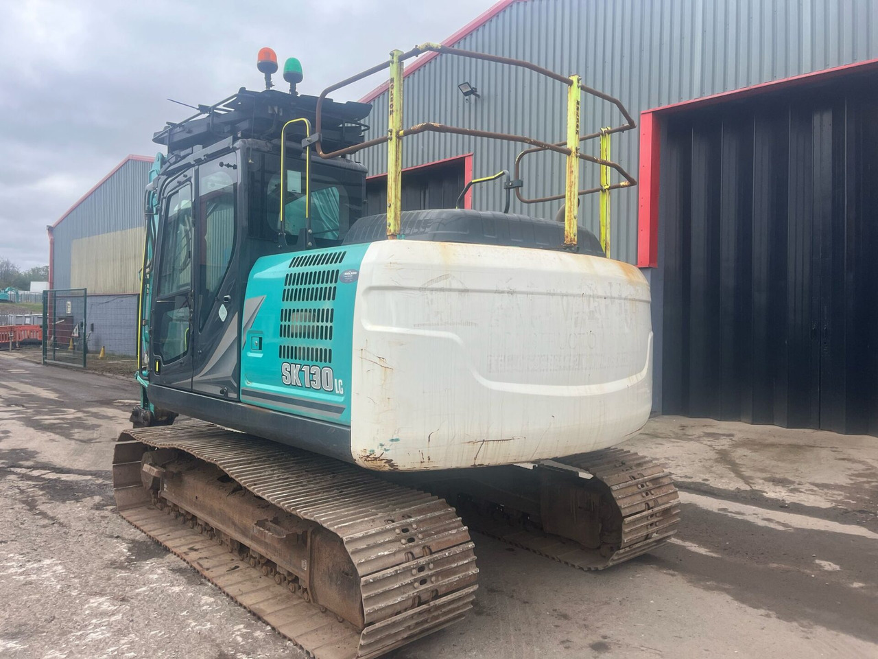 Kobelco SK130LC-11 - Pelle sur chenille: photos 3 Kobelco SK130LC-11 - Pelle sur chenille: photos 3