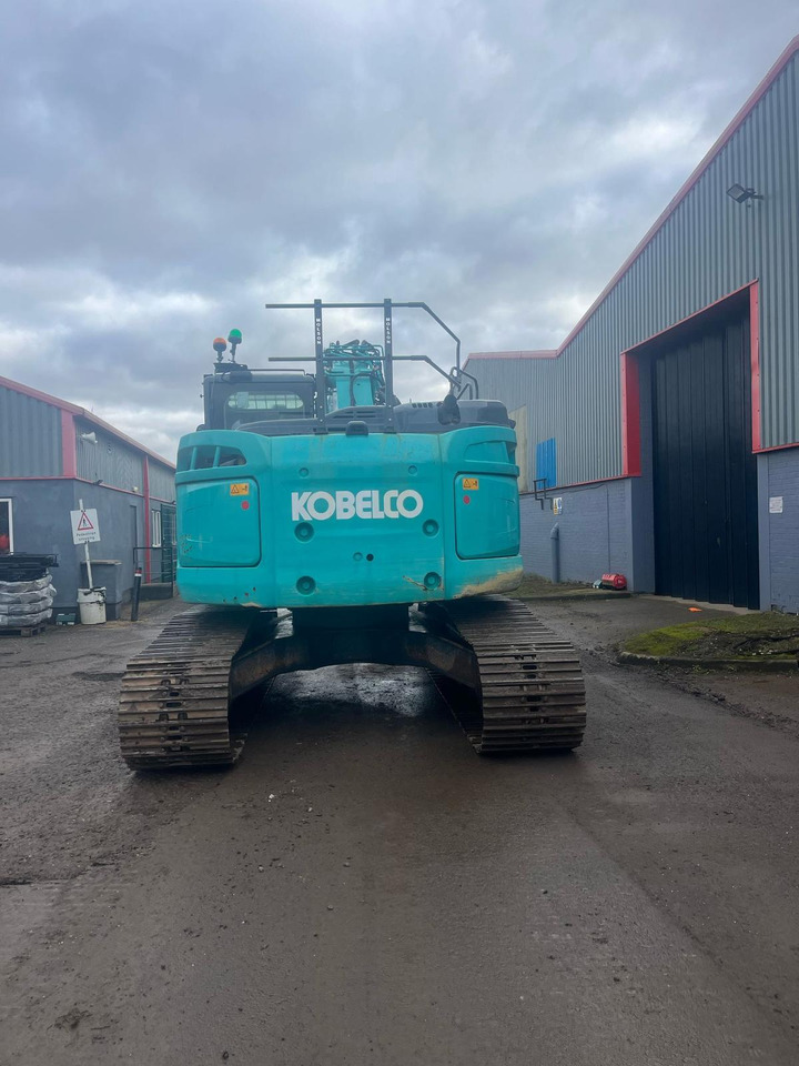 Kobelco SK230SRLC-5E - Pelle sur chenille: photos 4 Kobelco SK230SRLC-5E - Pelle sur chenille: photos 4