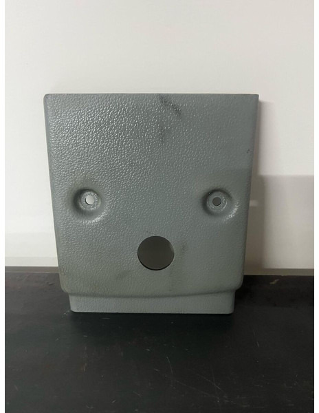 Liebherr Diverse en Cabine Kappen plastic cover - Pare-chocs: photos 5 Liebherr Diverse en Cabine Kappen plastic cover - Pare-chocs: photos 5