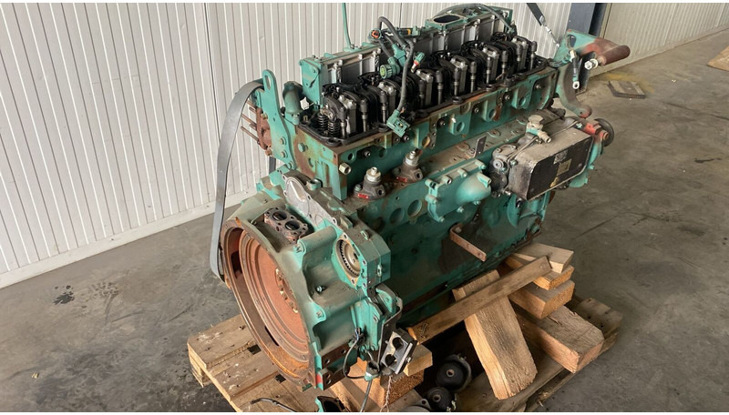 Volvo D6H FOR PARTS - Moteur: photos 4 Volvo D6H FOR PARTS - Moteur: photos 4