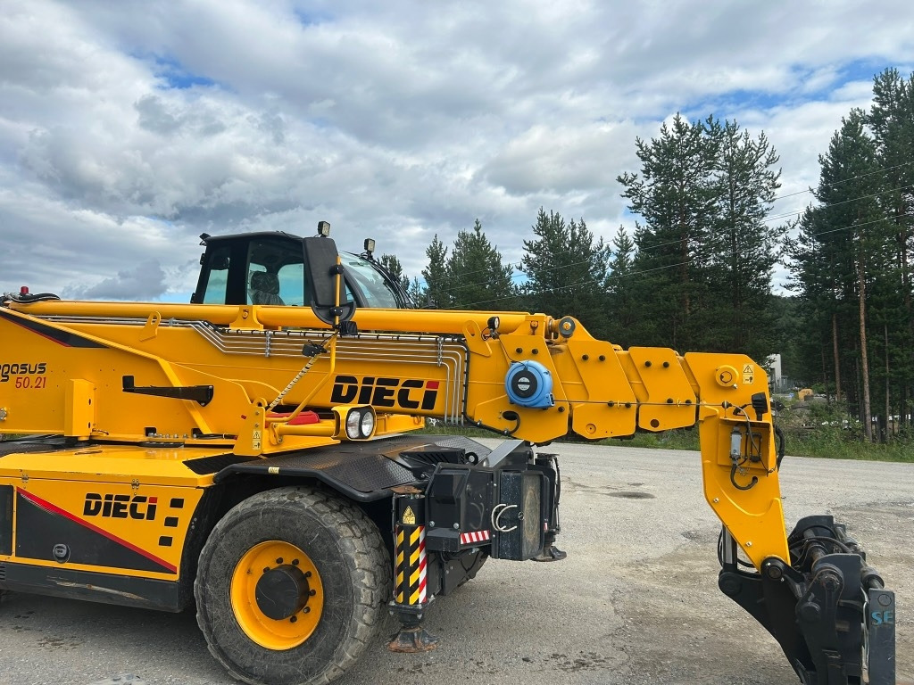 Dieci PEGASUS 5.21 - Chariot télescopique: photos 2 Dieci PEGASUS 5.21 - Chariot télescopique: photos 2