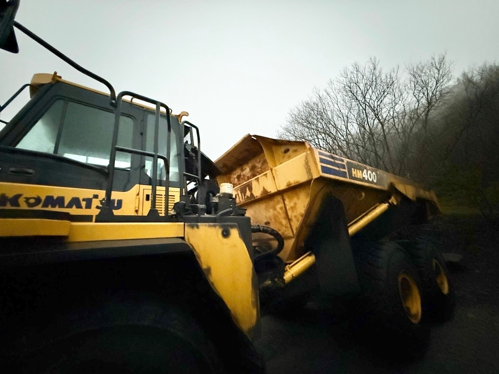 Komatsu HM 400-5 - Tombereau articulé: photos 4 Komatsu HM 400-5 - Tombereau articulé: photos 4