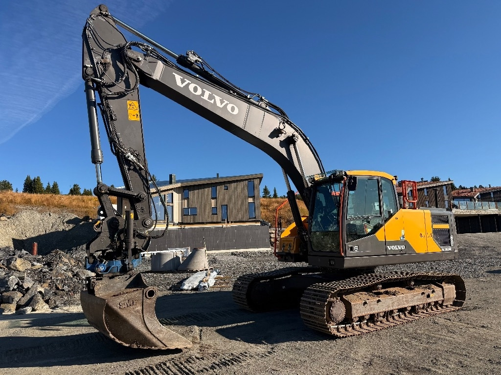 Volvo EC220EL - Pelle sur chenille: photos 4 Volvo EC220EL - Pelle sur chenille: photos 4