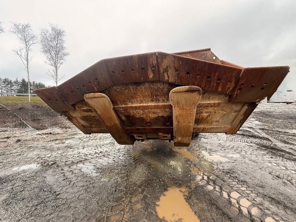 Volvo L 350 H - Chargeuse sur pneus: photos 4 Volvo L 350 H - Chargeuse sur pneus: photos 4