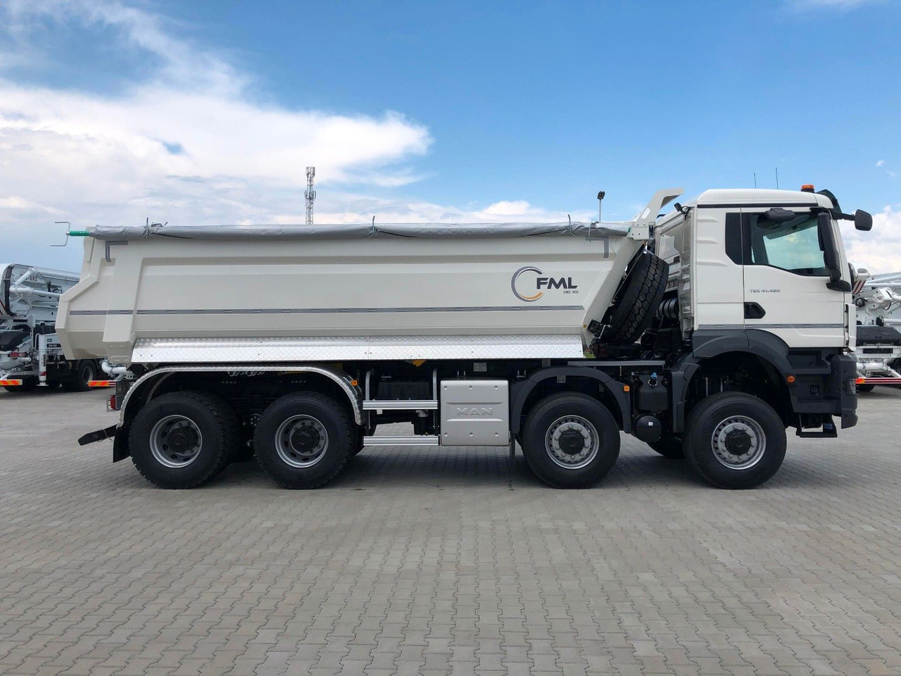 MAN TGS 41.480 GSR 8x4/8x6/8x8 FML KIPPER - Camion benne: photos 3 MAN TGS 41.480 GSR 8x4/8x6/8x8 FML KIPPER - Camion benne: photos 3