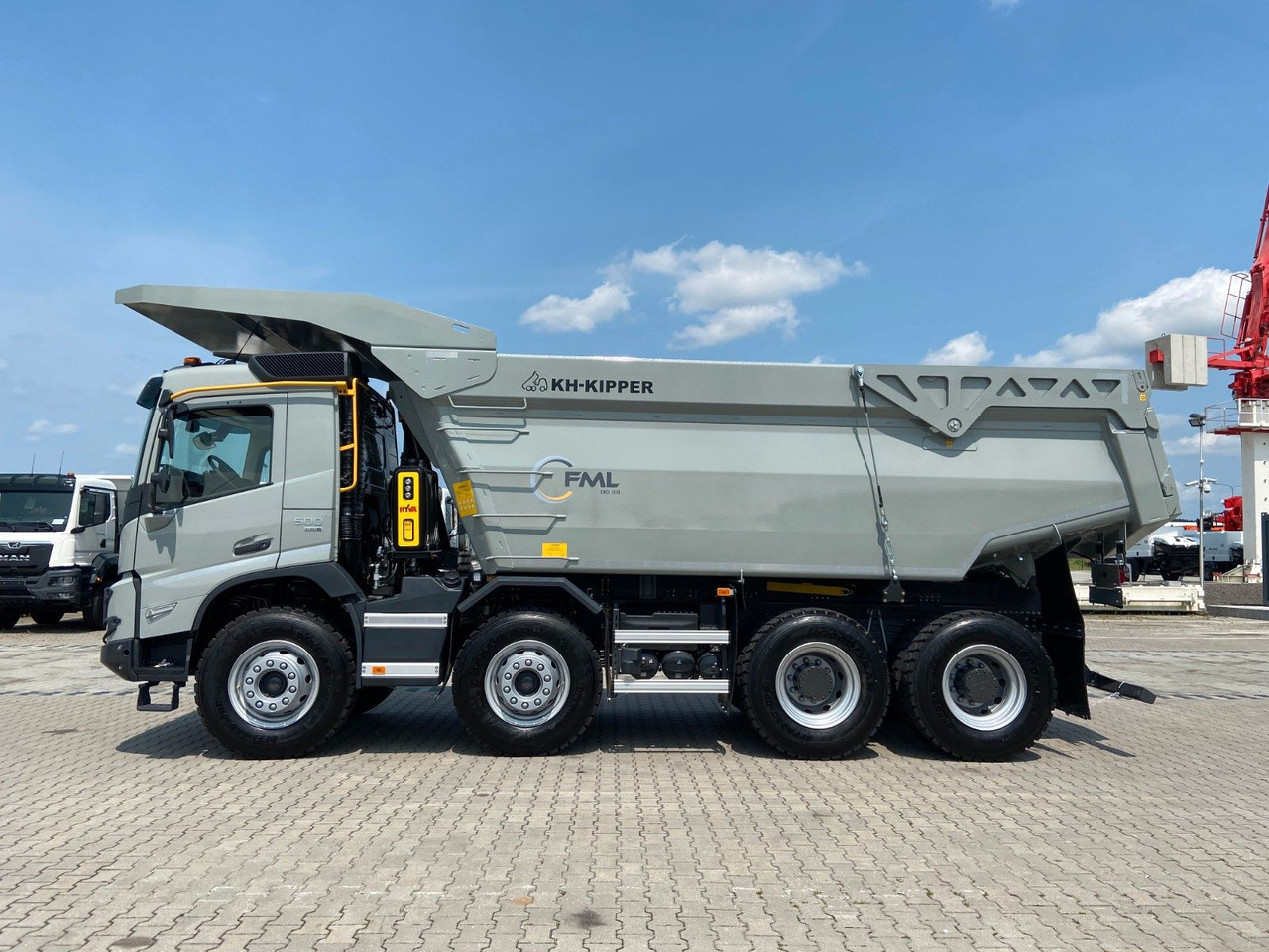 Volvo FMX 500 8x4 FML MINE KIPPER 23M3 - Camion benne: photos 4 Volvo FMX 500 8x4 FML MINE KIPPER 23M3 - Camion benne: photos 4