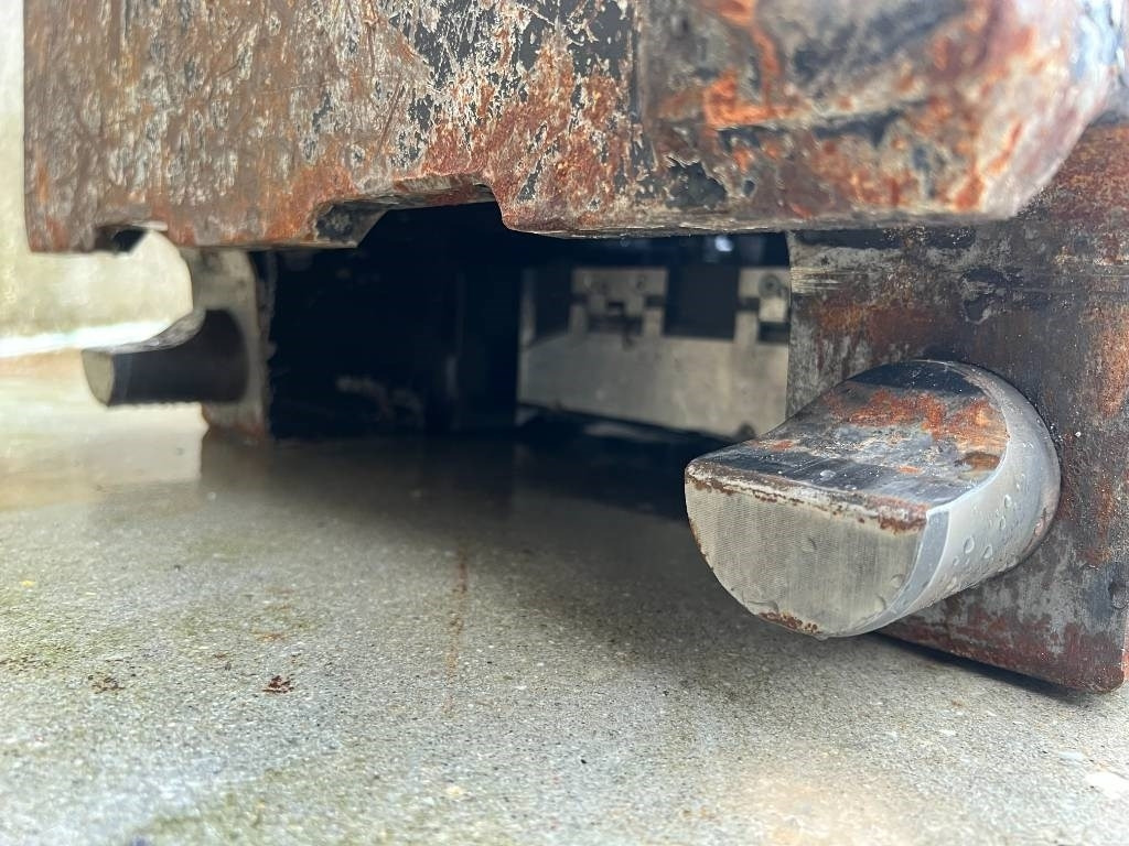 Attache rapide pour Engins de chantier OilQuick OQ70/55: photos 7 Attache rapide pour Engins de chantier OilQuick OQ70/55: photos 7