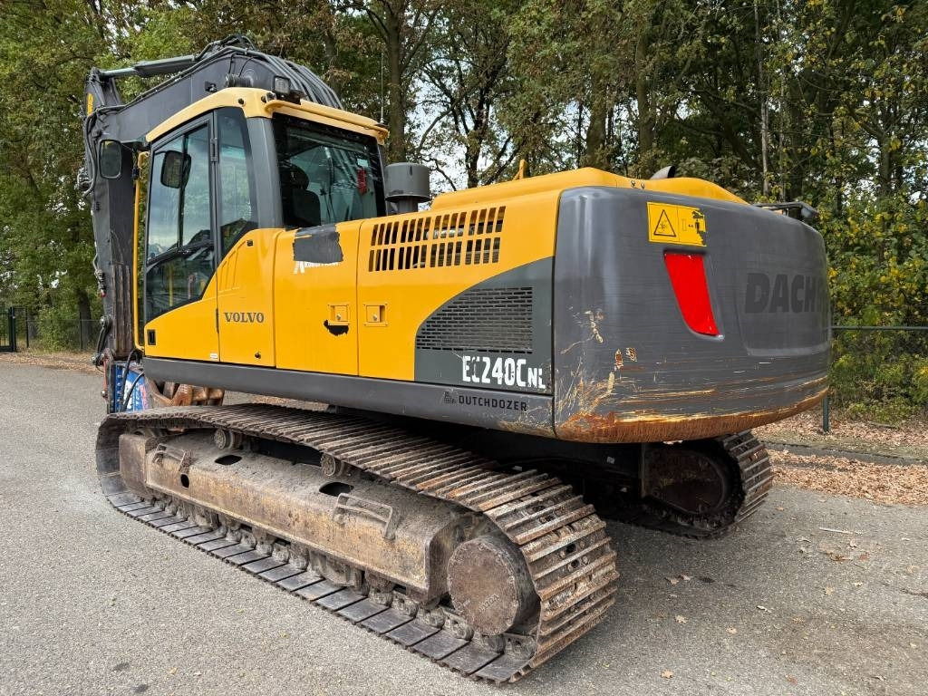 Volvo EC 240 C N L - Pelle sur chenille: photos 3 Volvo EC 240 C N L - Pelle sur chenille: photos 3