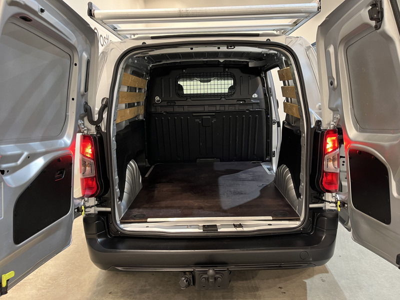 Citroën Berlingo 1.5 BlueHDI Club / Euro 6 / Airco / Cruise Control / CarPlay / Trekhaak / Imperiaal / 72.000 KM !! - Fourgonnette: photos 5 Citroën Berlingo 1.5 BlueHDI Club / Euro 6 / Airco / Cruise Control / CarPlay / Trekhaak / Imperiaal / 72.000 KM !! - Fourgonnette: photos 5