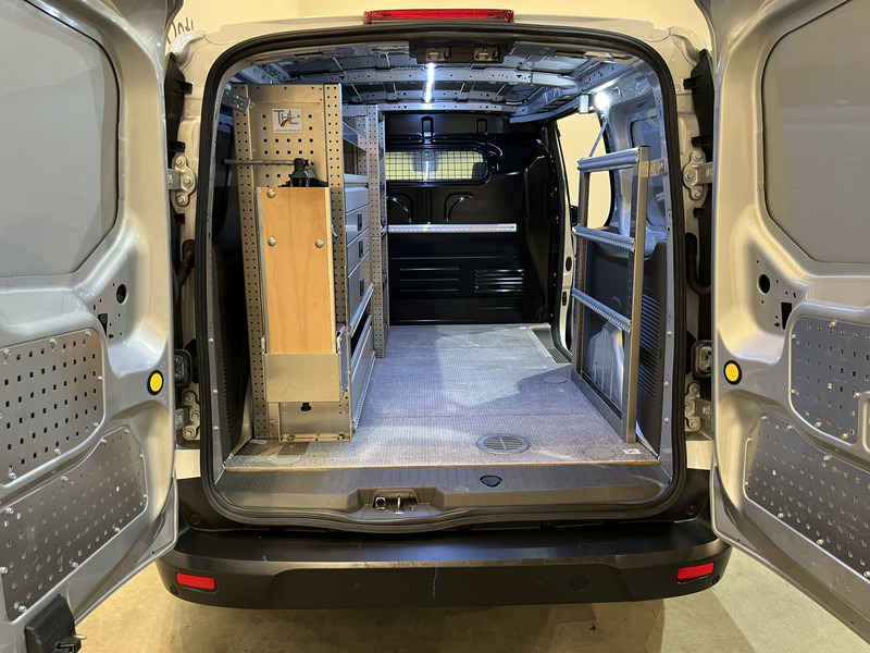 Ford Transit Connect 1.5 EcoBlue L2 120 PK Automaat Servicebus / Aluca Inrichting / Euro 6 / Airco / Camera / Cruise Control / Navigatie / CarPlay / 46.300 KM !! / BPM VRIJ !! - Fourgonnette: photos 4 Ford Transit Connect 1.5 EcoBlue L2 120 PK Automaat Servicebus / Aluca Inrichting / Euro 6 / Airco / Camera / Cruise Control / Navigatie / CarPlay / 46.300 KM !! / BPM VRIJ !! - Fourgonnette: photos 4