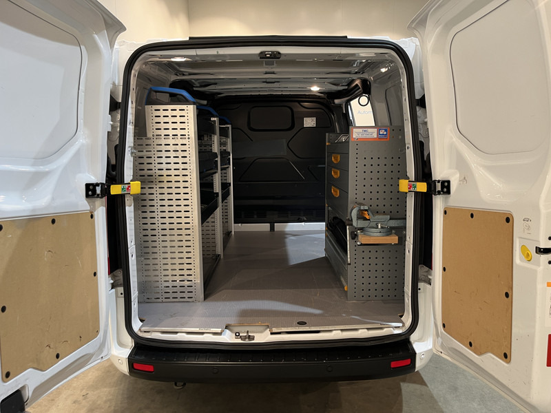 Ford Transit Custom 340 1.0 EcoBoost L1H1 PHEV Trend Automaat / Euro 6 / Servicebus / Sortimo Inrichting / Airco / Cruise Control / Camera / CarPlay / 3-Zits / 30.000 KM !! - Fourgonnette: photos 4 Ford Transit Custom 340 1.0 EcoBoost L1H1 PHEV Trend Automaat / Euro 6 / Servicebus / Sortimo Inrichting / Airco / Cruise Control / Camera / CarPlay / 3-Zits / 30.000 KM !! - Fourgonnette: photos 4