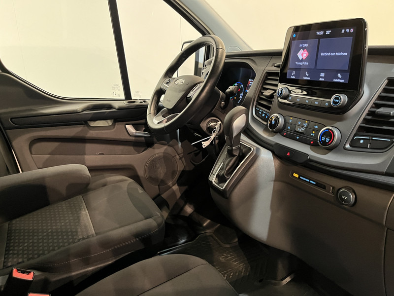 Ford Transit Custom 340 1.0 EcoBoost L1H1 PHEV Trend Automaat / Euro 6 / Servicebus / Sortimo Inrichting / Airco / Cruise Control / Camera / CarPlay / 3-Zits / 30.000 KM !! - Fourgonnette: photos 3 Ford Transit Custom 340 1.0 EcoBoost L1H1 PHEV Trend Automaat / Euro 6 / Servicebus / Sortimo Inrichting / Airco / Cruise Control / Camera / CarPlay / 3-Zits / 30.000 KM !! - Fourgonnette: photos 3