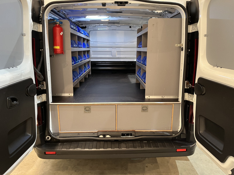 Opel Vivaro 1.6 CDTI L1H1 Servicebus / Inrichting / Euro 6 / Airco / Cruise Control / 3-Zits - Fourgonnette: photos 4 Opel Vivaro 1.6 CDTI L1H1 Servicebus / Inrichting / Euro 6 / Airco / Cruise Control / 3-Zits - Fourgonnette: photos 4