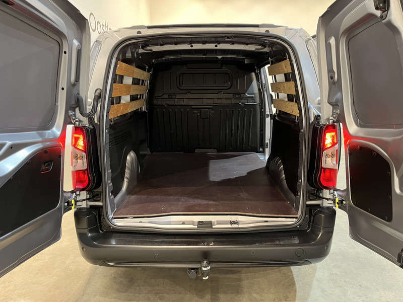 Toyota PROACE CITY 1.5 D-4D Live Long 130 PK / Euro 6 / Airco / Cruise Control / PDC / CarPlay / Navigatie / Trekhaak / - Fourgonnette: photos 5 Toyota PROACE CITY 1.5 D-4D Live Long 130 PK / Euro 6 / Airco / Cruise Control / PDC / CarPlay / Navigatie / Trekhaak / - Fourgonnette: photos 5