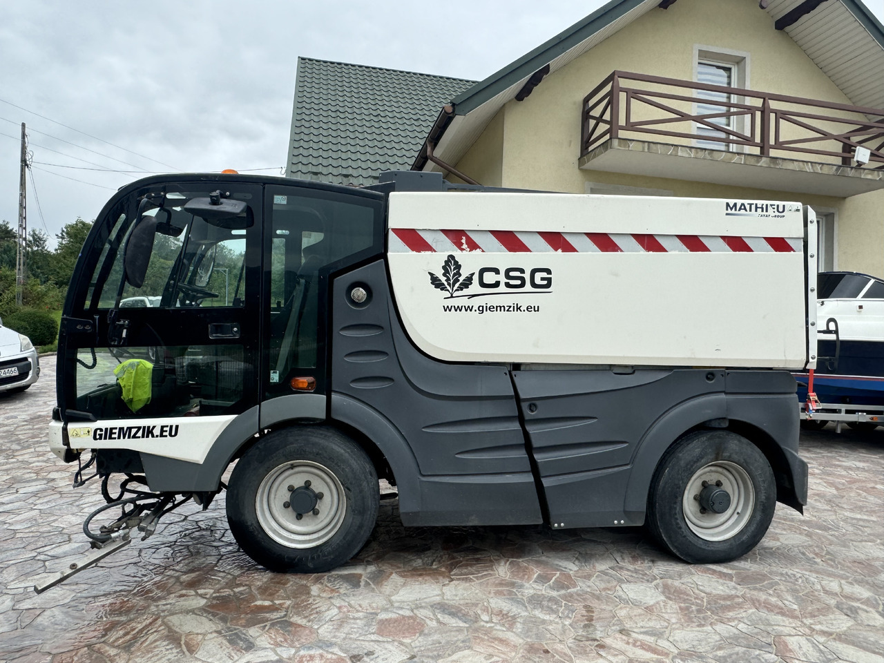 MATHIEU Grand Aquadyne 4000 water truck sprayer HP washer - Balayeuse de voirie: photos 4 MATHIEU Grand Aquadyne 4000 water truck sprayer HP washer - Balayeuse de voirie: photos 4