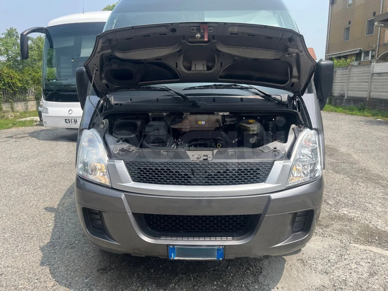 Iveco Daily - Autocar: photos 4 Iveco Daily - Autocar: photos 4
