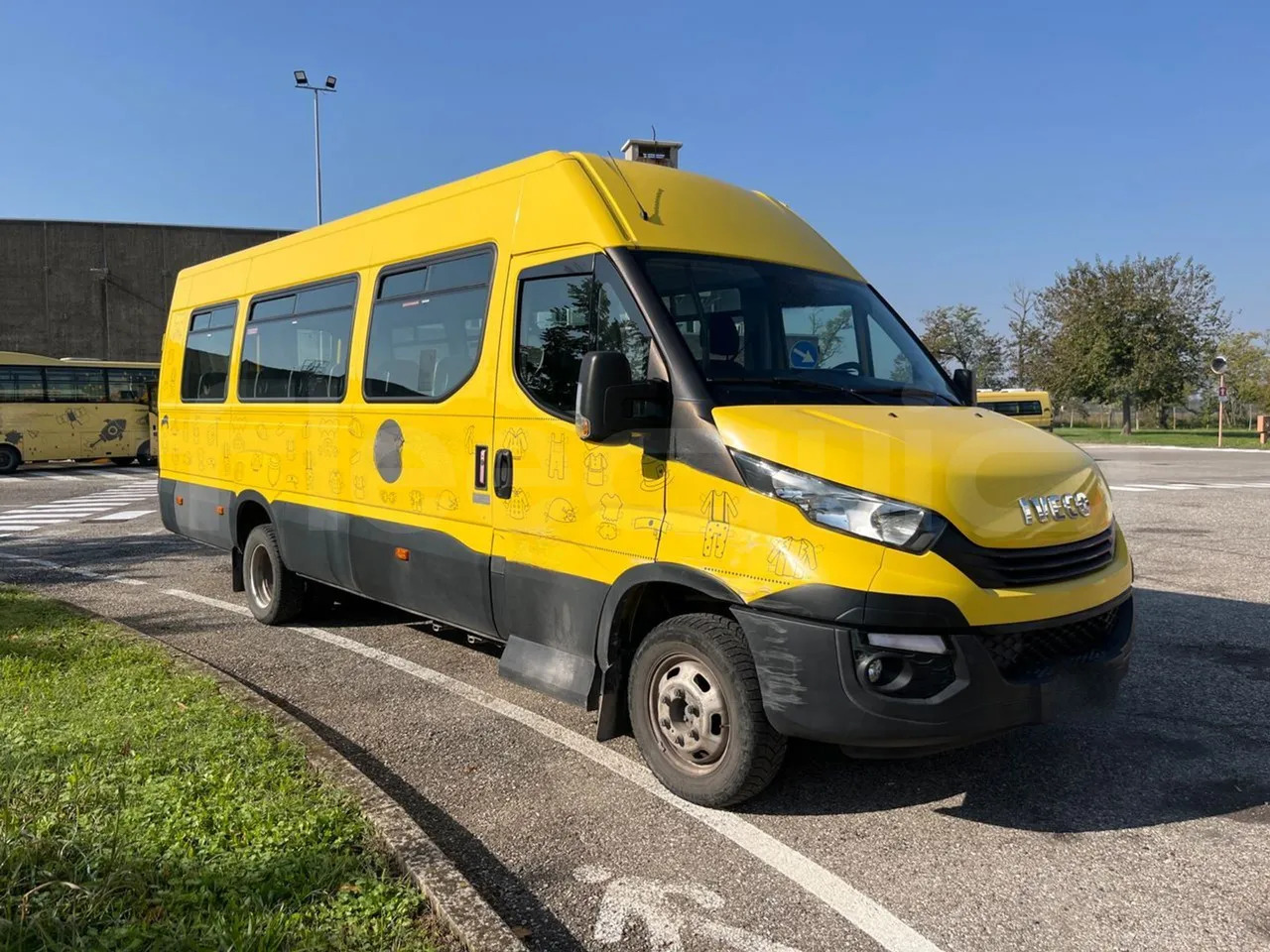 Bus scolaire Iveco Daily: photos 1