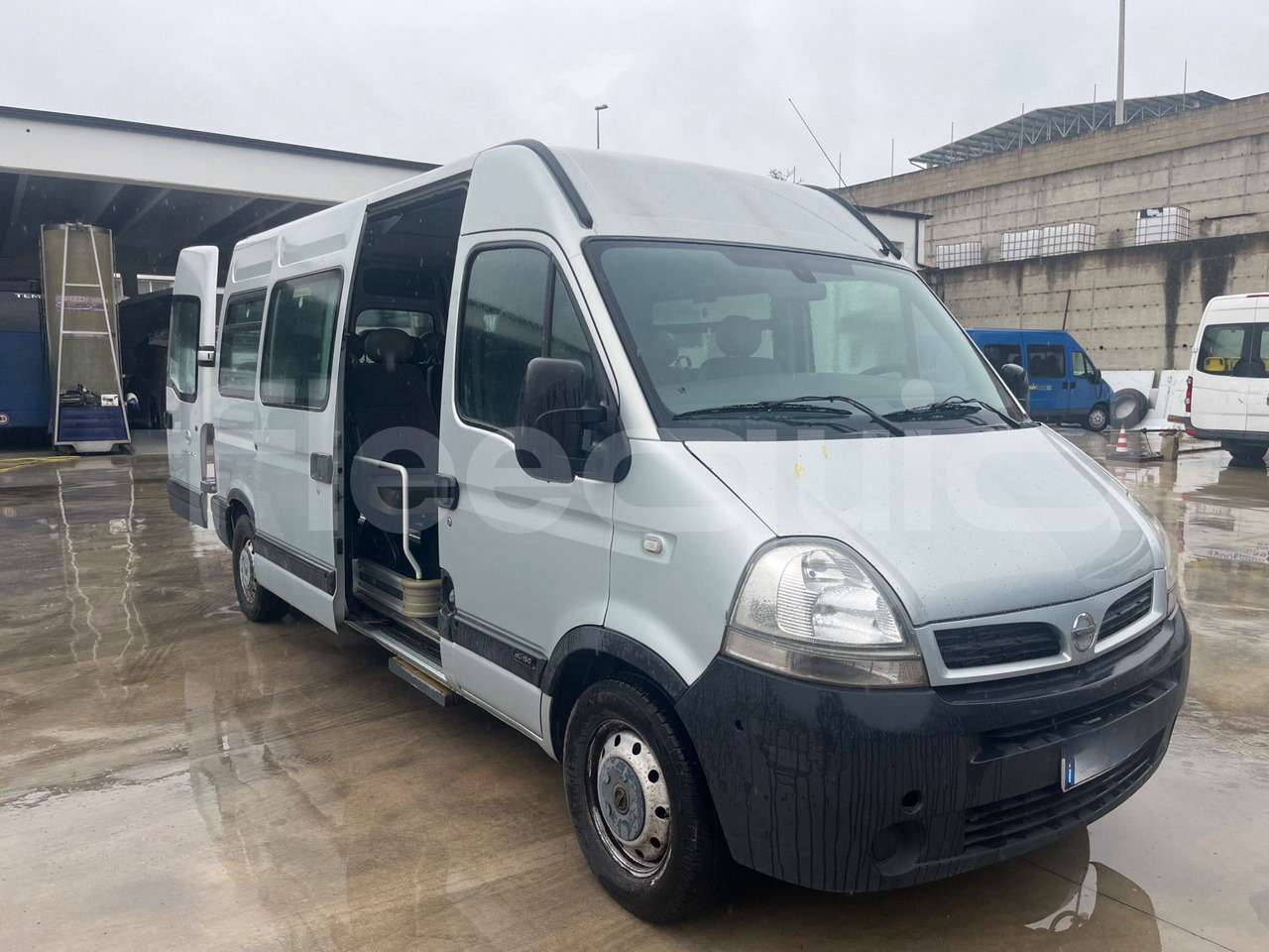 Minibus, Transport de personnes Nissan Interstar: photos 9