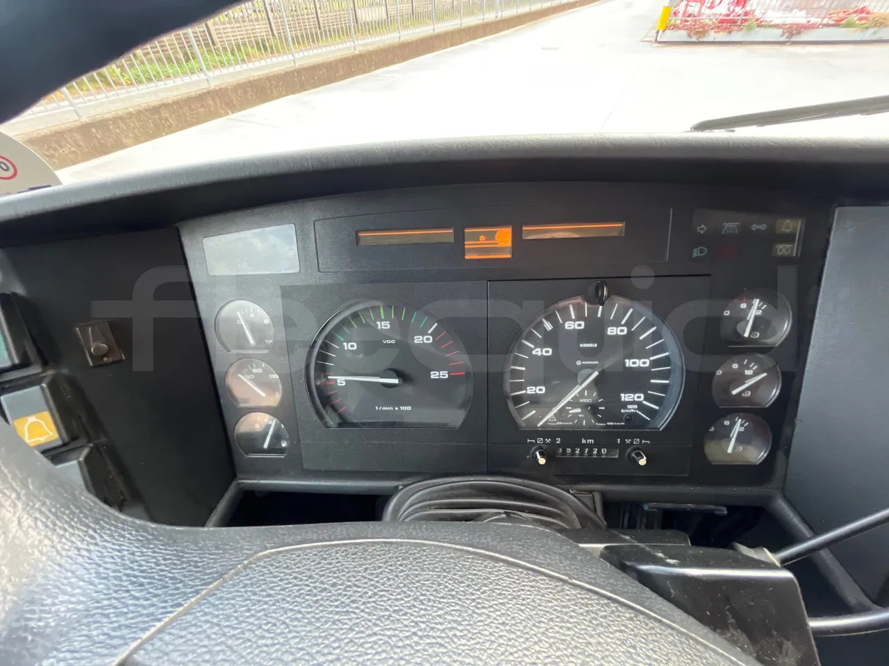 Setra S328 - Autocar: photos 3 Setra S328 - Autocar: photos 3