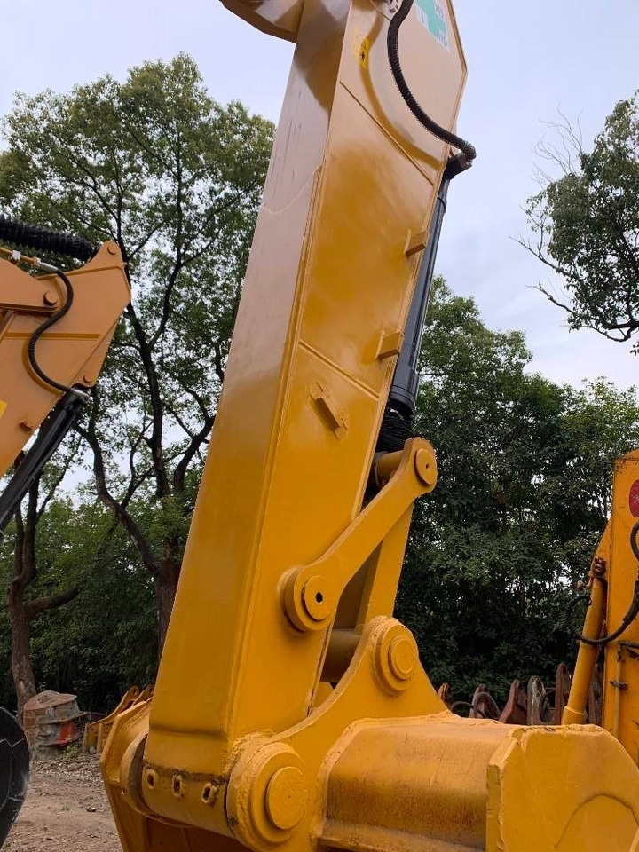 CAT 320D2 - Pelle sur chenille: photos 5 CAT 320D2 - Pelle sur chenille: photos 5