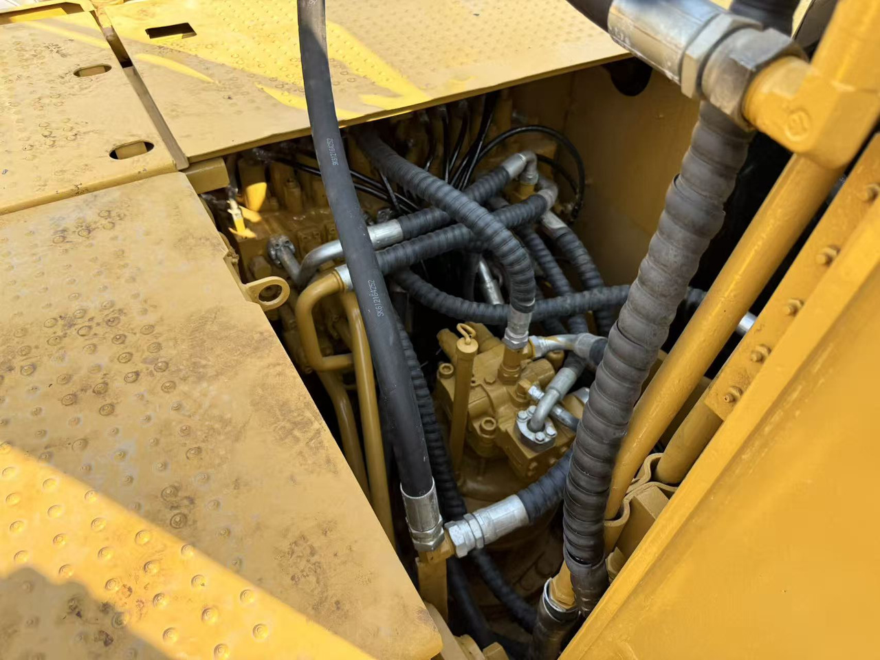 Caterpillar 323 - Pelle: photos 4 Caterpillar 323 - Pelle: photos 4