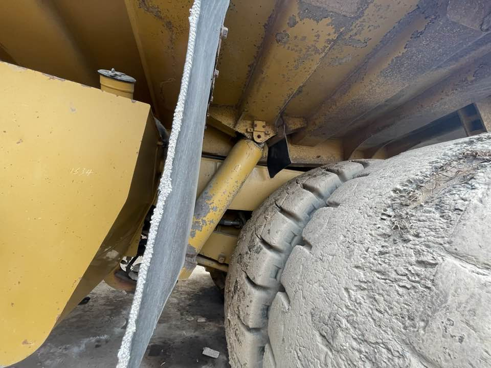 Caterpillar Cat 773f - Tombereau rigide: photos 2 Caterpillar Cat 773f - Tombereau rigide: photos 2