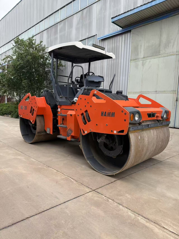 HAMM HD128 - Rouleau compresseur: photos 1 HAMM HD128 - Rouleau compresseur: photos 1