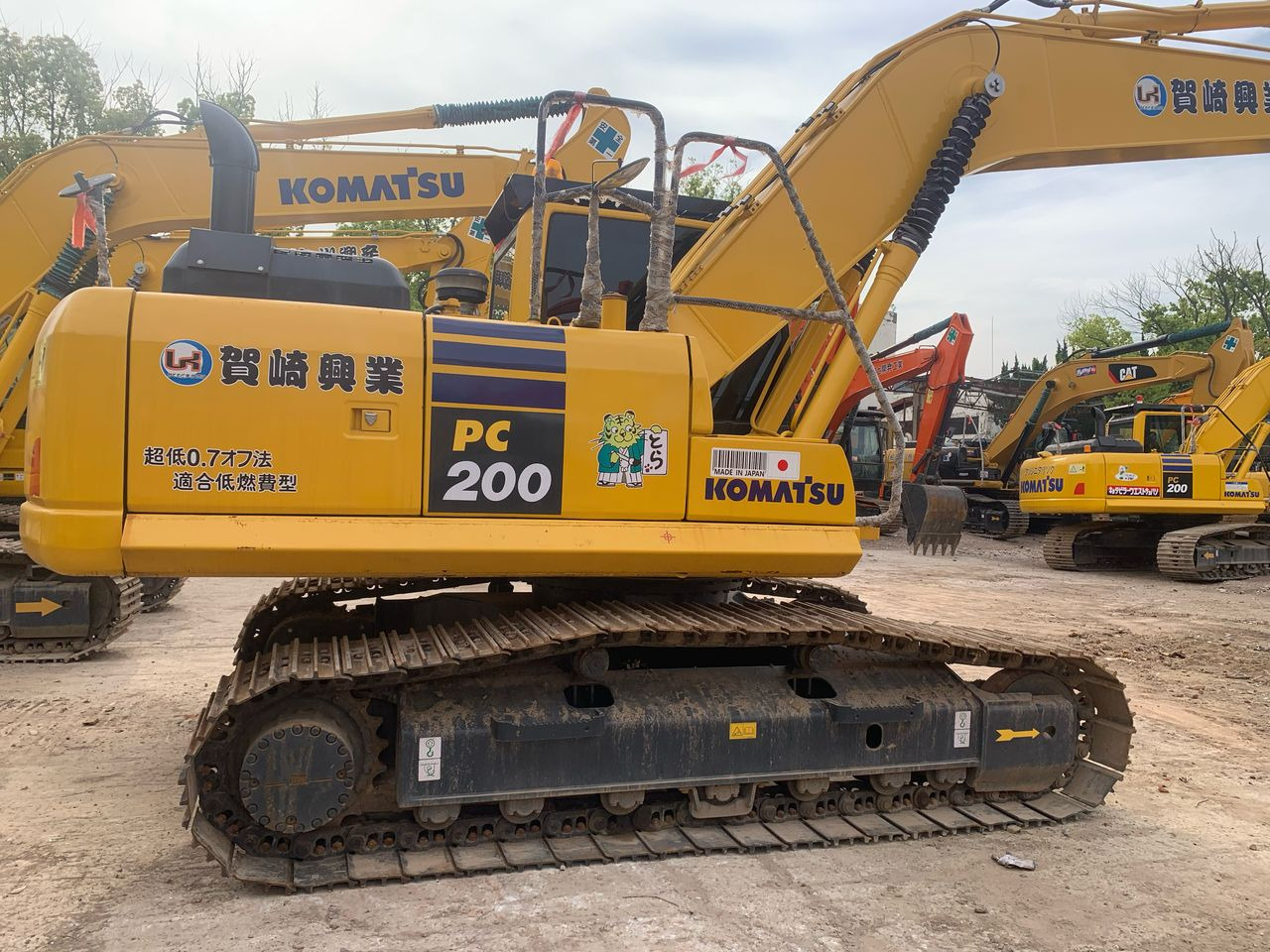 KOMATSU PC200-8 - Pelle: photos 2 KOMATSU PC200-8 - Pelle: photos 2