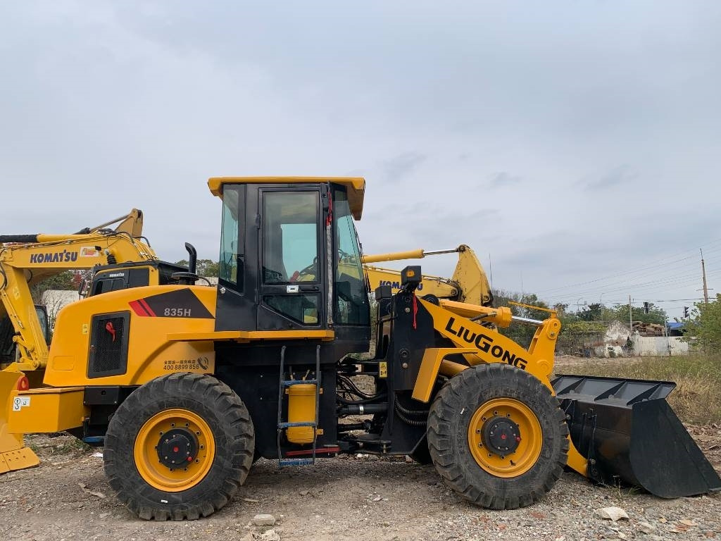 Liugong 835H - Chargeuse sur chenilles: photos 3 Liugong 835H - Chargeuse sur chenilles: photos 3