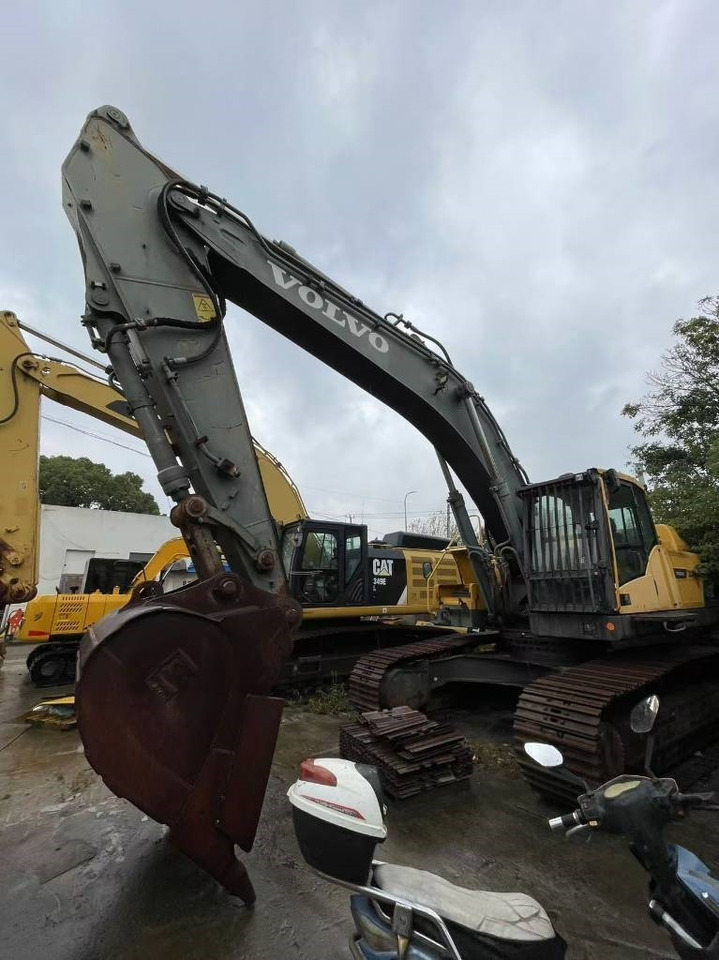Volvo EC 380 D L - Pelle sur chenille: photos 4 Volvo EC 380 D L - Pelle sur chenille: photos 4