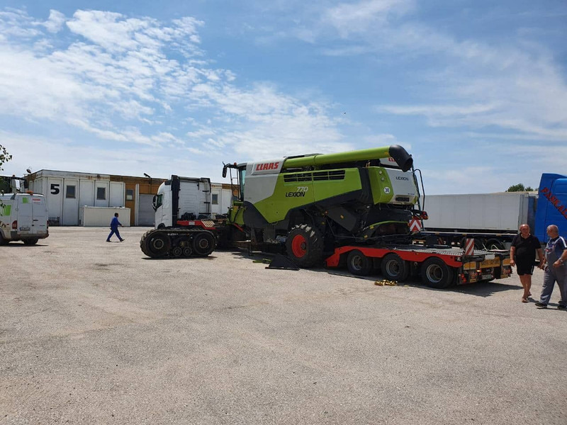 Claas Lexion 770 TT - Moissonneuse-batteuse: photos 2 Claas Lexion 770 TT - Moissonneuse-batteuse: photos 2