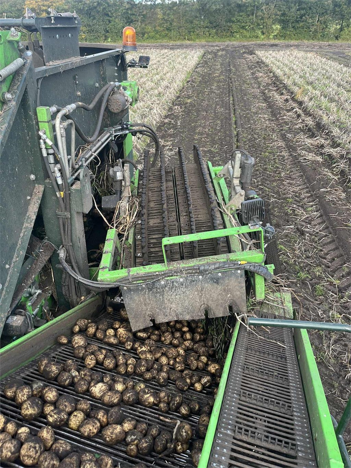 AVR 9200 CR - Arracheuse de pommes de terre: photos 4 AVR 9200 CR - Arracheuse de pommes de terre: photos 4