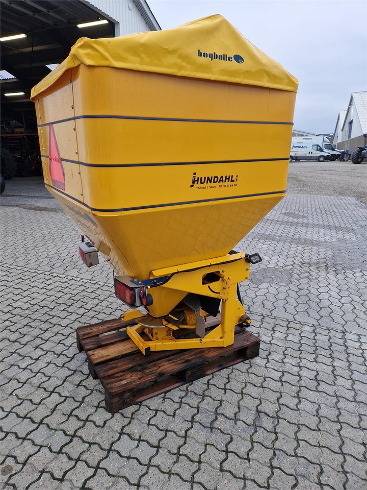 Bogballe S3 - Epandeur de sable pour Véhicule de voirie/ Spécial: photos 2 Bogballe S3 - Epandeur de sable pour Véhicule de voirie/ Spécial: photos 2