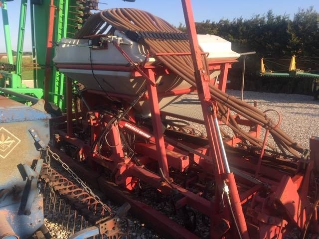 Doublet-Record DB 4M M/ACCON LUFT  - Semoir: photos 1 Doublet-Record DB 4M M/ACCON LUFT  - Semoir: photos 1