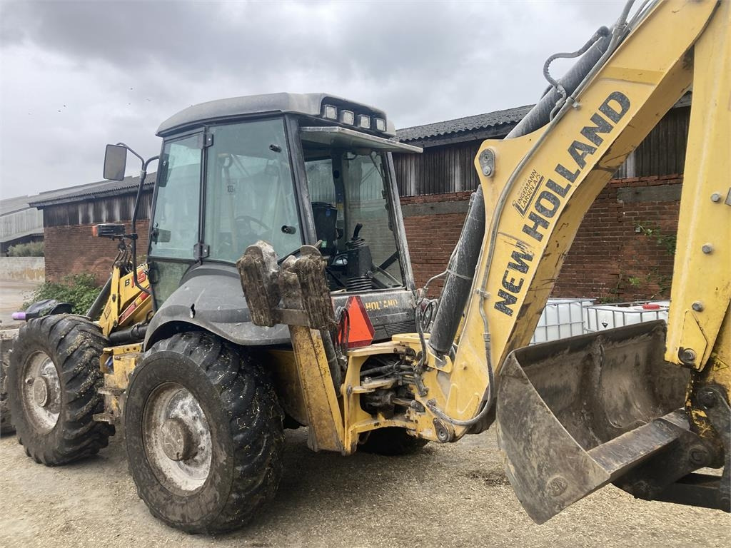 New Holland B115C CP - Tractopelle: photos 2 New Holland B115C CP - Tractopelle: photos 2