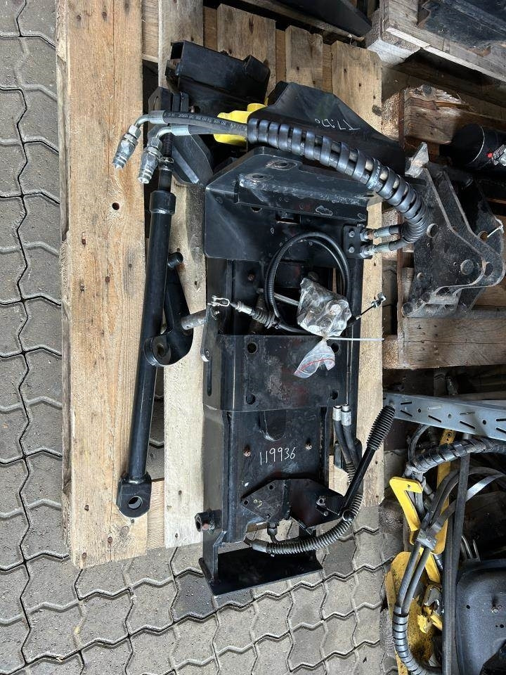 New Holland HYDR. HITCH - Attache rapide pour Engins de chantier: photos 2 New Holland HYDR. HITCH - Attache rapide pour Engins de chantier: photos 2