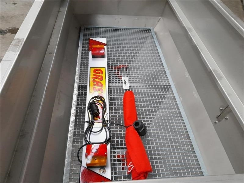 - - - 1000l - Epandeur de sable pour Véhicule de voirie/ Spécial: photos 5 - - - 1000l - Epandeur de sable pour Véhicule de voirie/ Spécial: photos 5