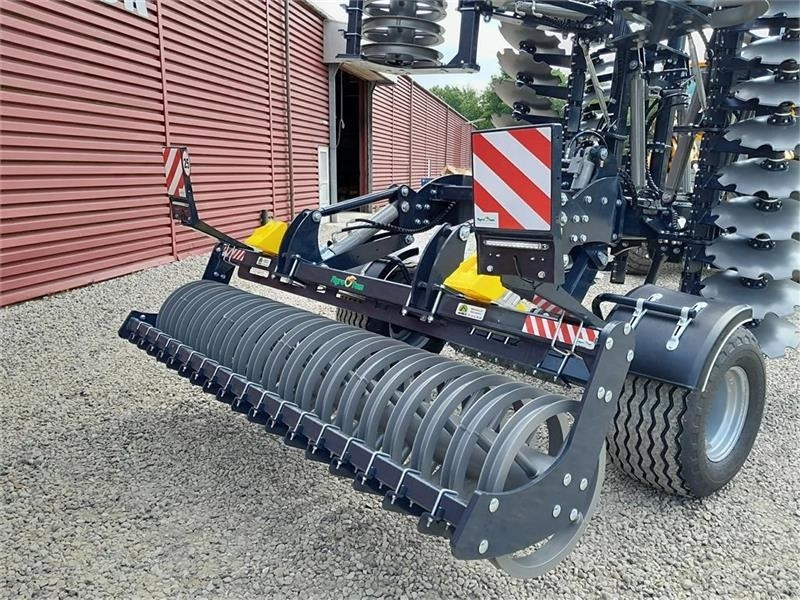 Agro - TOM 6 Meter discharve - Cover crop: photos 5 Agro - TOM 6 Meter discharve - Cover crop: photos 5