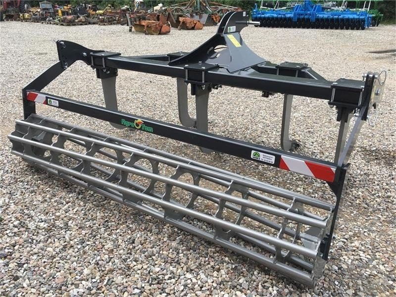 Agro-Tom 5 tands - Bineuse: photos 3 Agro-Tom 5 tands - Bineuse: photos 3