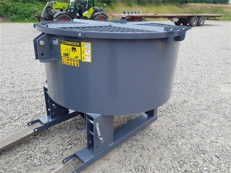 - - - FK MASCHINERY - Bétonnière: photos 3 - - - FK MASCHINERY - Bétonnière: photos 3