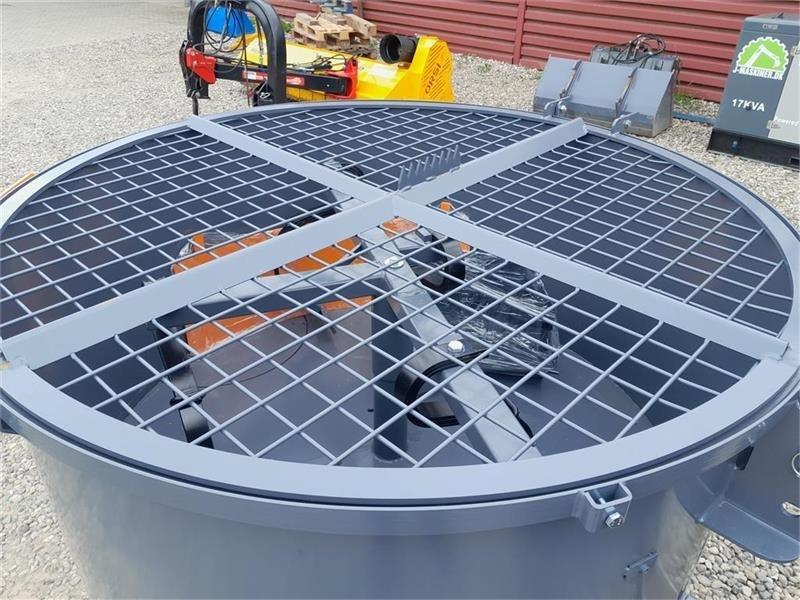 - - - FK MASCHINERY - Bétonnière: photos 5 - - - FK MASCHINERY - Bétonnière: photos 5