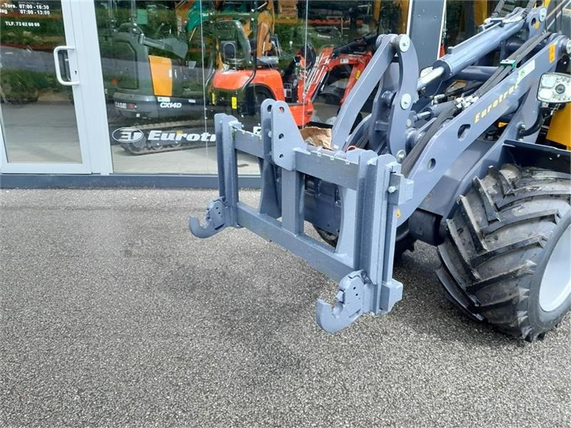 FK Machinery 3 PUNKTS OPHÆNG - Attache rapide pour Engins de chantier: photos 1 FK Machinery 3 PUNKTS OPHÆNG - Attache rapide pour Engins de chantier: photos 1