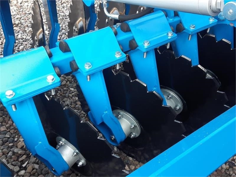 Inter-Tech Diskharve 4 meter med lift - Cover crop: photos 4 Inter-Tech Diskharve 4 meter med lift - Cover crop: photos 4