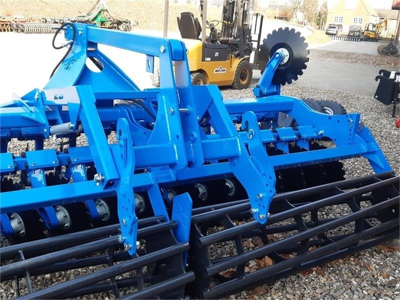 Inter-Tech Diskharve 4 meter med lift - Cover crop: photos 3 Inter-Tech Diskharve 4 meter med lift - Cover crop: photos 3