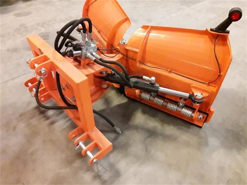 Sigma Pro G101 - Lame à neige pour Machine agricole: photos 4 Sigma Pro G101 - Lame à neige pour Machine agricole: photos 4