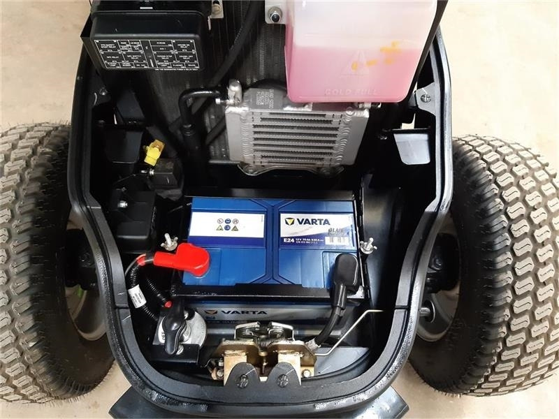 Solis 26 hst - Tracteur communal: photos 5 Solis 26 hst - Tracteur communal: photos 5