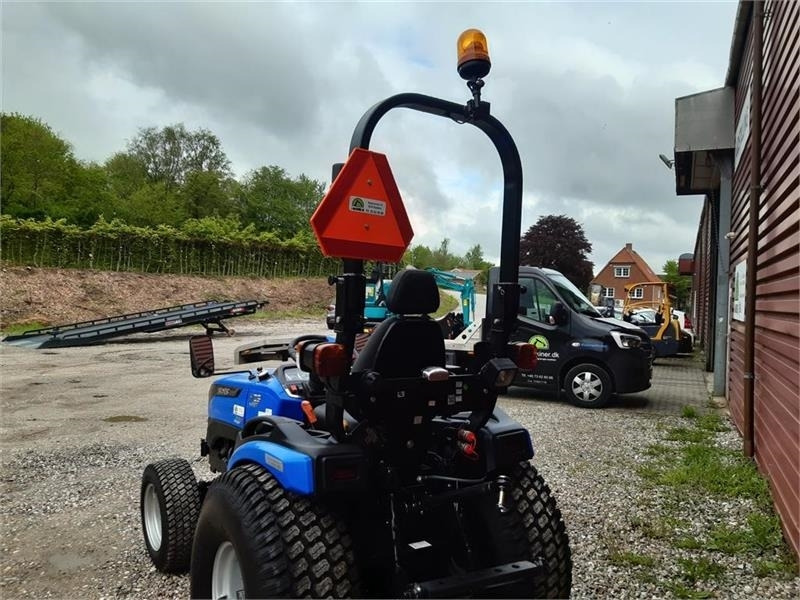 Solis 26 hst - Tracteur communal: photos 4 Solis 26 hst - Tracteur communal: photos 4