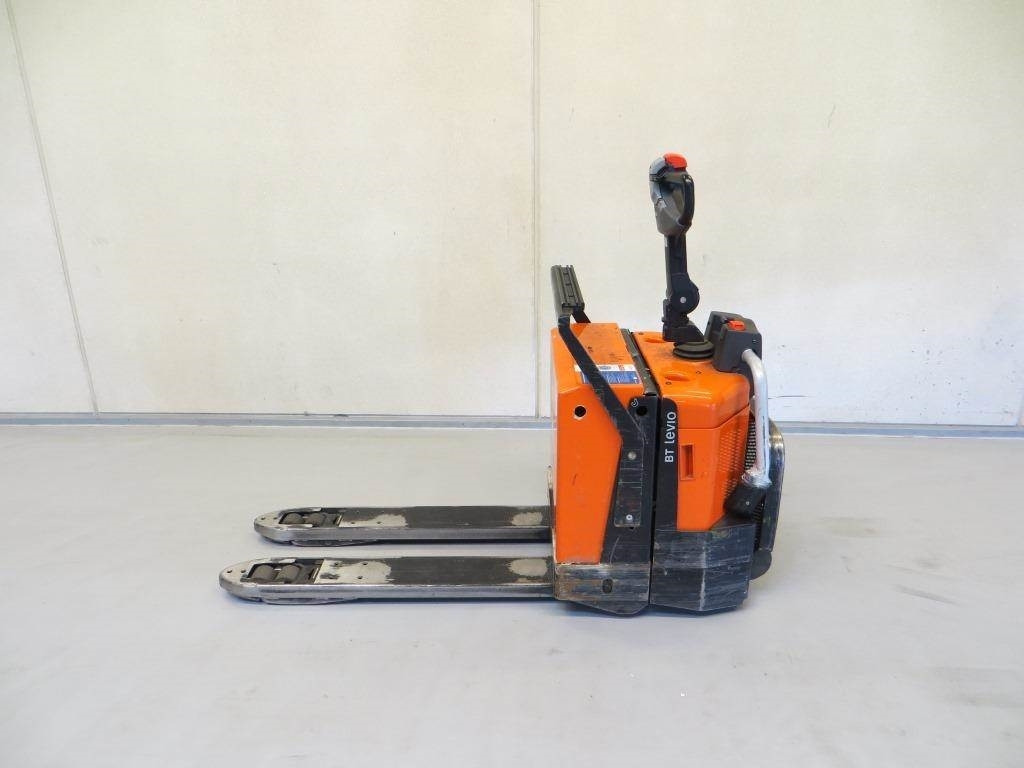 BT LPE200/8 - Transpalette: photos 2 BT LPE200/8 - Transpalette: photos 2