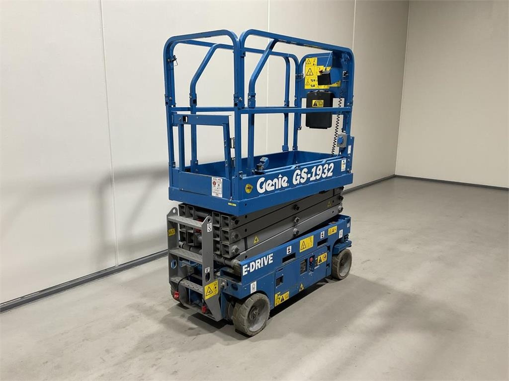 Genie GS-1932 - Nacelle ciseaux: photos 2 Genie GS-1932 - Nacelle ciseaux: photos 2